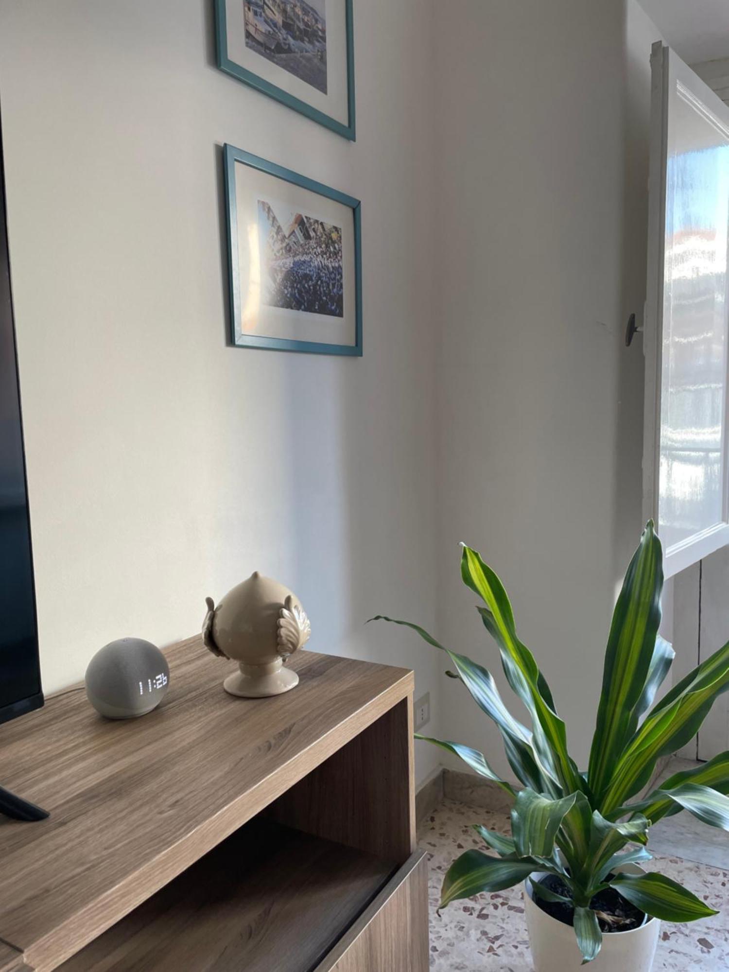 Lorenzo'S House Catania City Centre - Comfortable Large Apartment With 2 Bedrooms And 2 Baths, Close To Trains, Metro And Bus Station Exterior photo